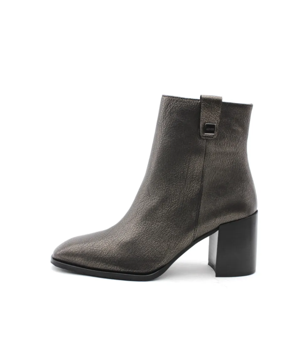Adige Iris-106