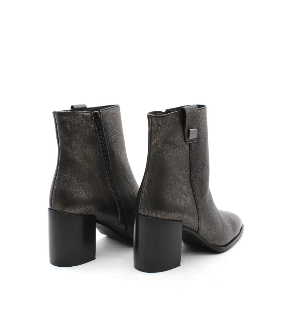 Adige Iris-106