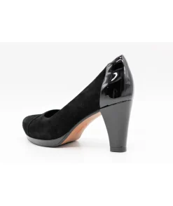 Clarks Chorus Carol