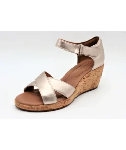 Clarks Un Plaza Cross