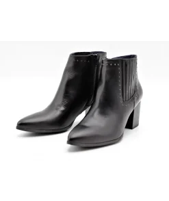 Dorking 7702 Lesly