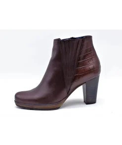 Dorking 8305 Reina