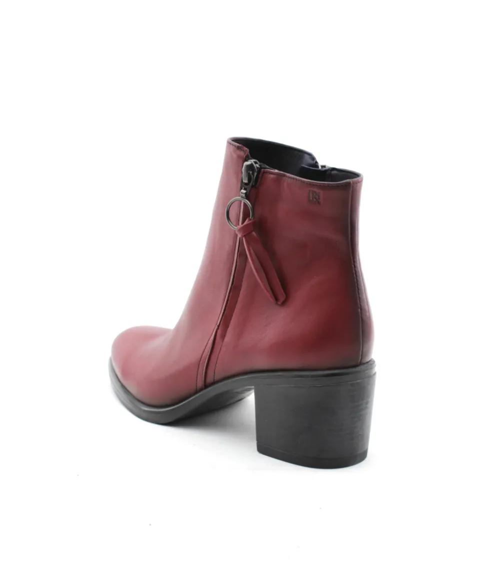 Dorking D8606 Lexi