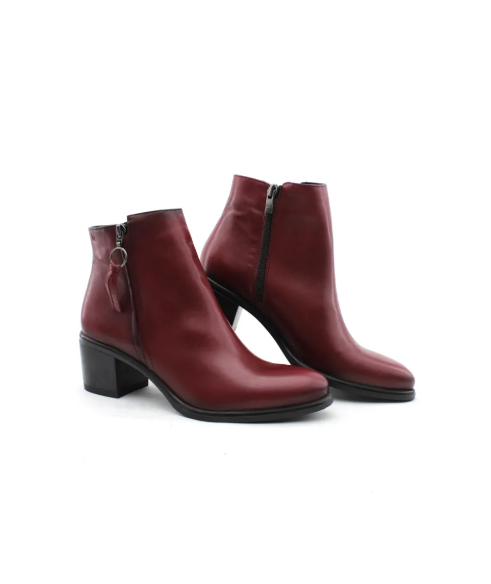 Dorking D8606 Lexi