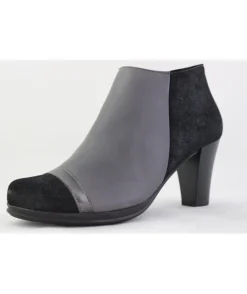 Karston Lolita
