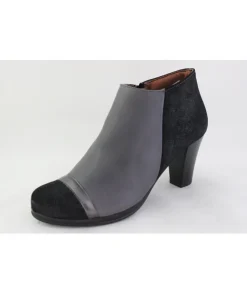 Karston Lolita
