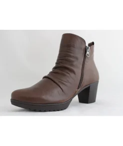 Paula Urban 19741