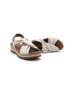 Paula Urban 2-335