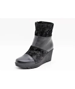 Paula Urban 17538