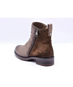 Paula Urban 9550