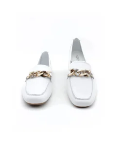 Reqins Horel