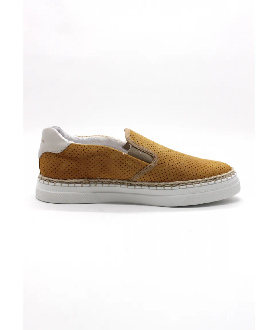 Schmoove Data Slip On