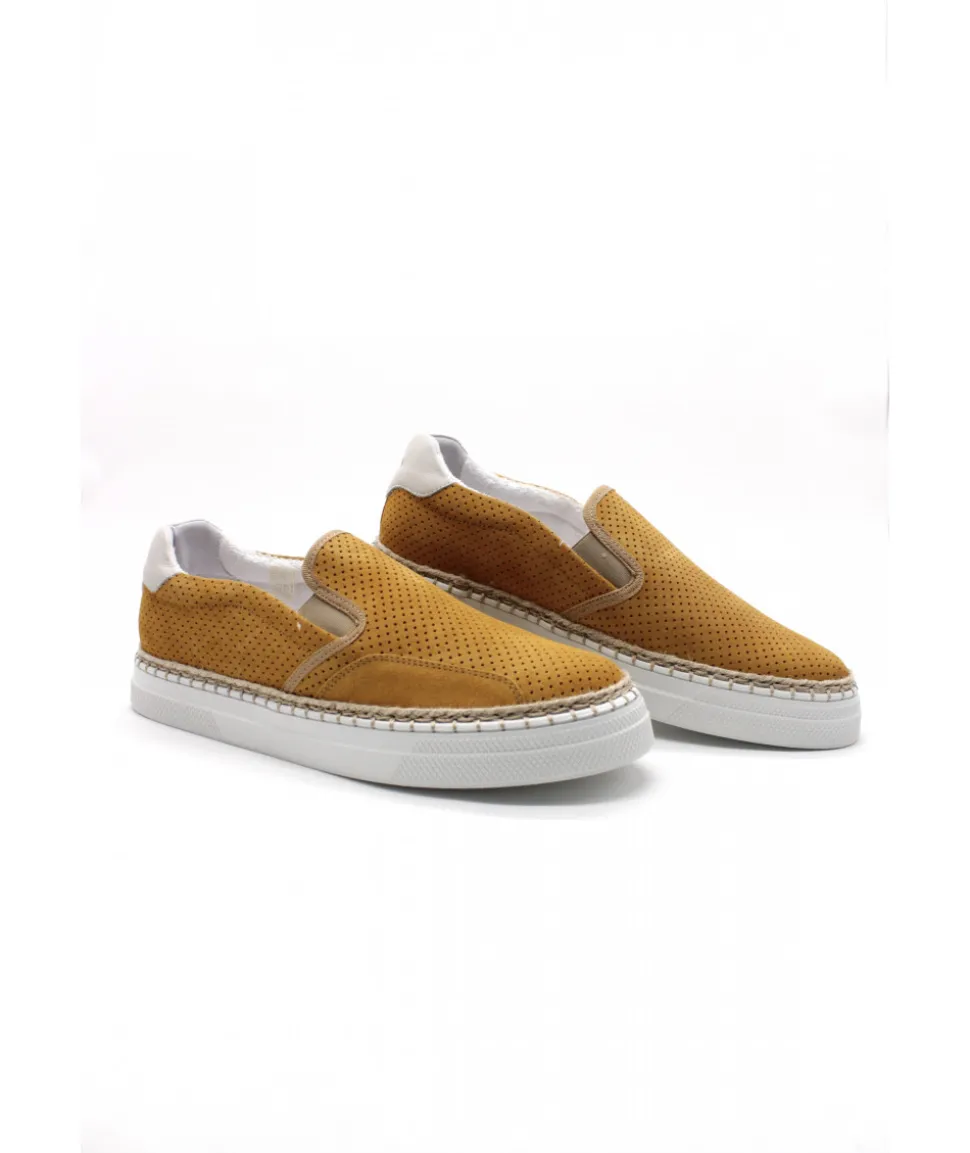 Schmoove Data Slip On